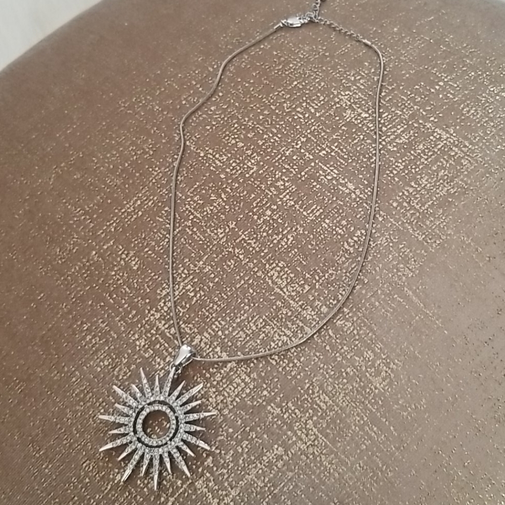 Sun burst Diamond Necklace